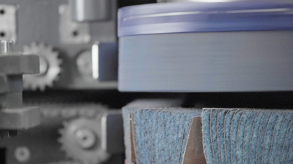 luck18首页EdgeBreaker®