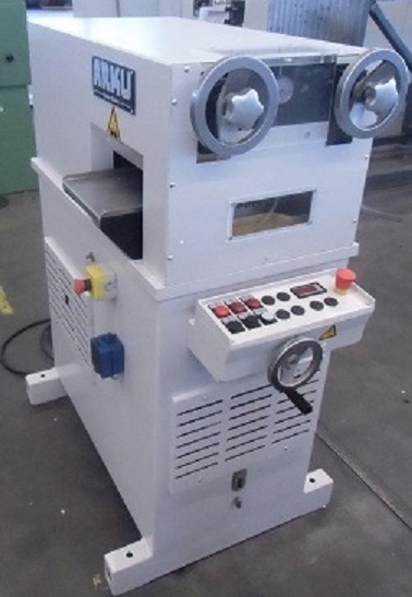 1541143900846004.jpg 1541143900846004.jpg